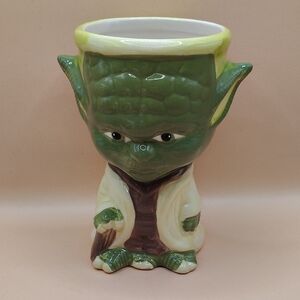 Star Wars Yoda Full Body Ceramic Goblet Cup Galerie Coffee Mug 2013